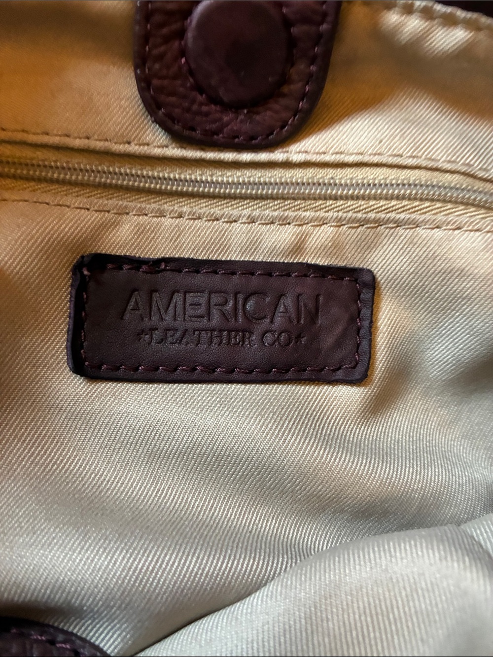 American Leather Co. Women’s Leather Shoulder Bag - Plum Purple - Picture 2 of 16